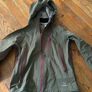 Gor tex rain jacket